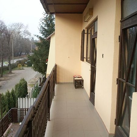 Orchidea Apartman Tata Δωμάτιο φωτογραφία