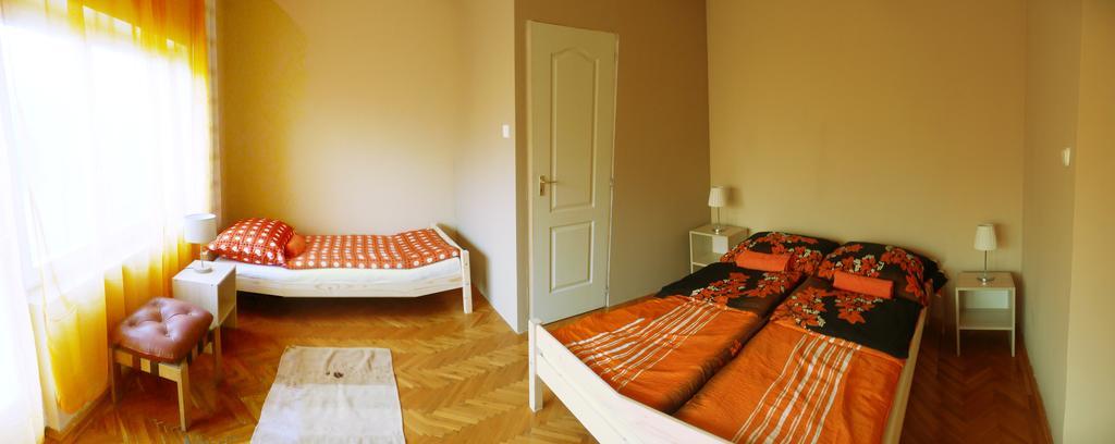 Orchidea Apartman Tata Δωμάτιο φωτογραφία