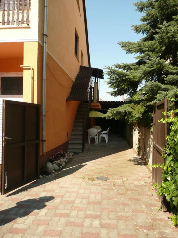 Orchidea Apartman Tata Δωμάτιο φωτογραφία