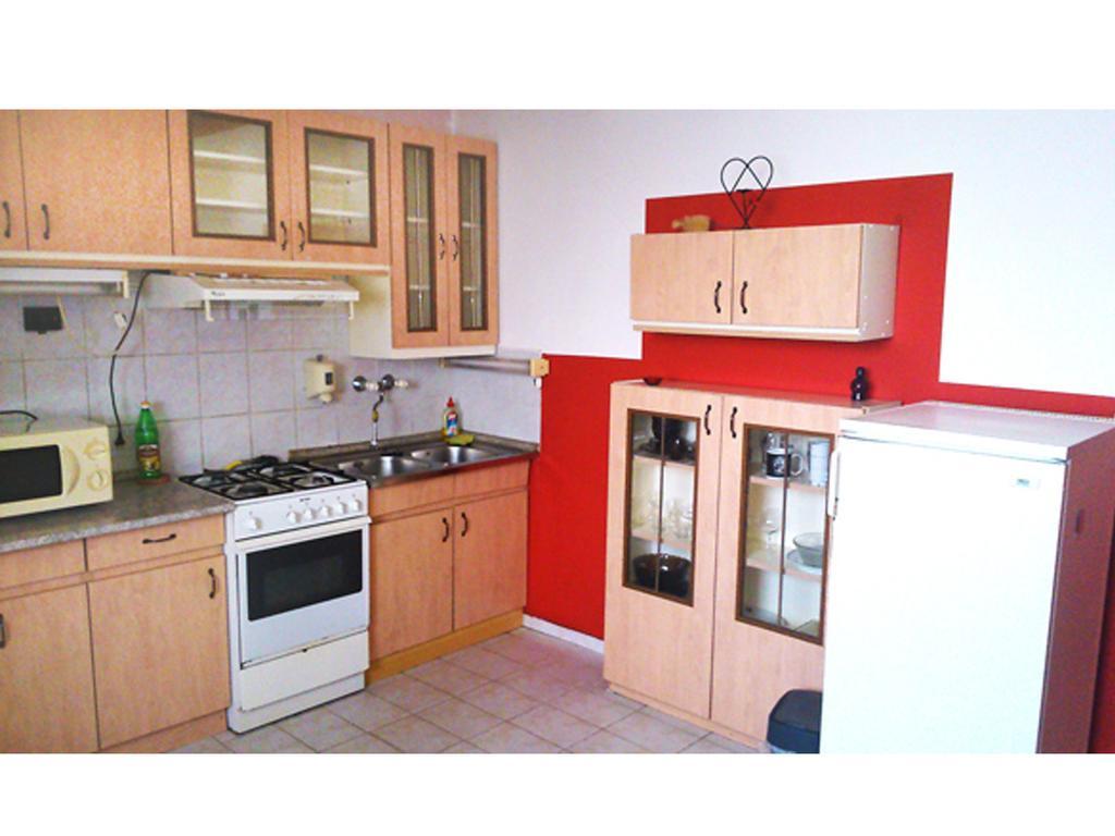 Orchidea Apartman Tata Δωμάτιο φωτογραφία
